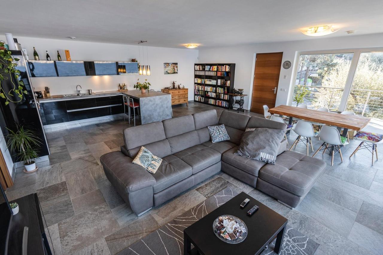 Villa Luthien Brenzone sul Garda Exteriör bild